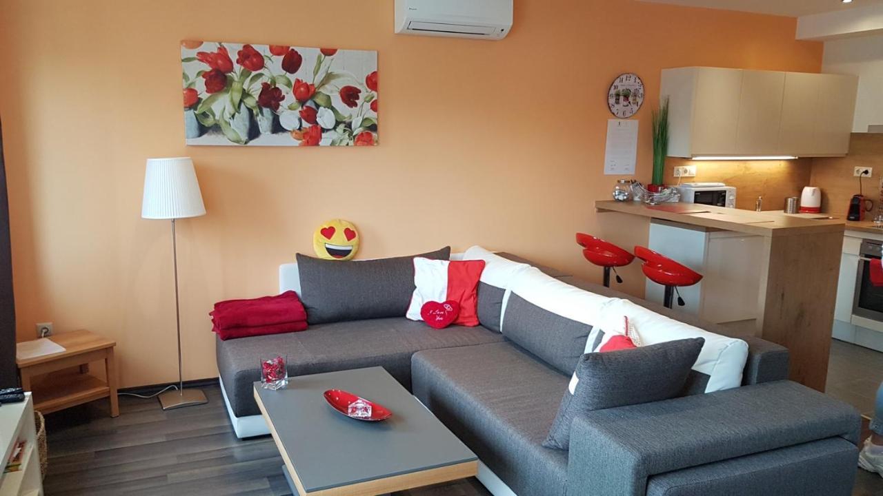 Zafir Sziget Apartman シャールヴァール エクステリア 写真