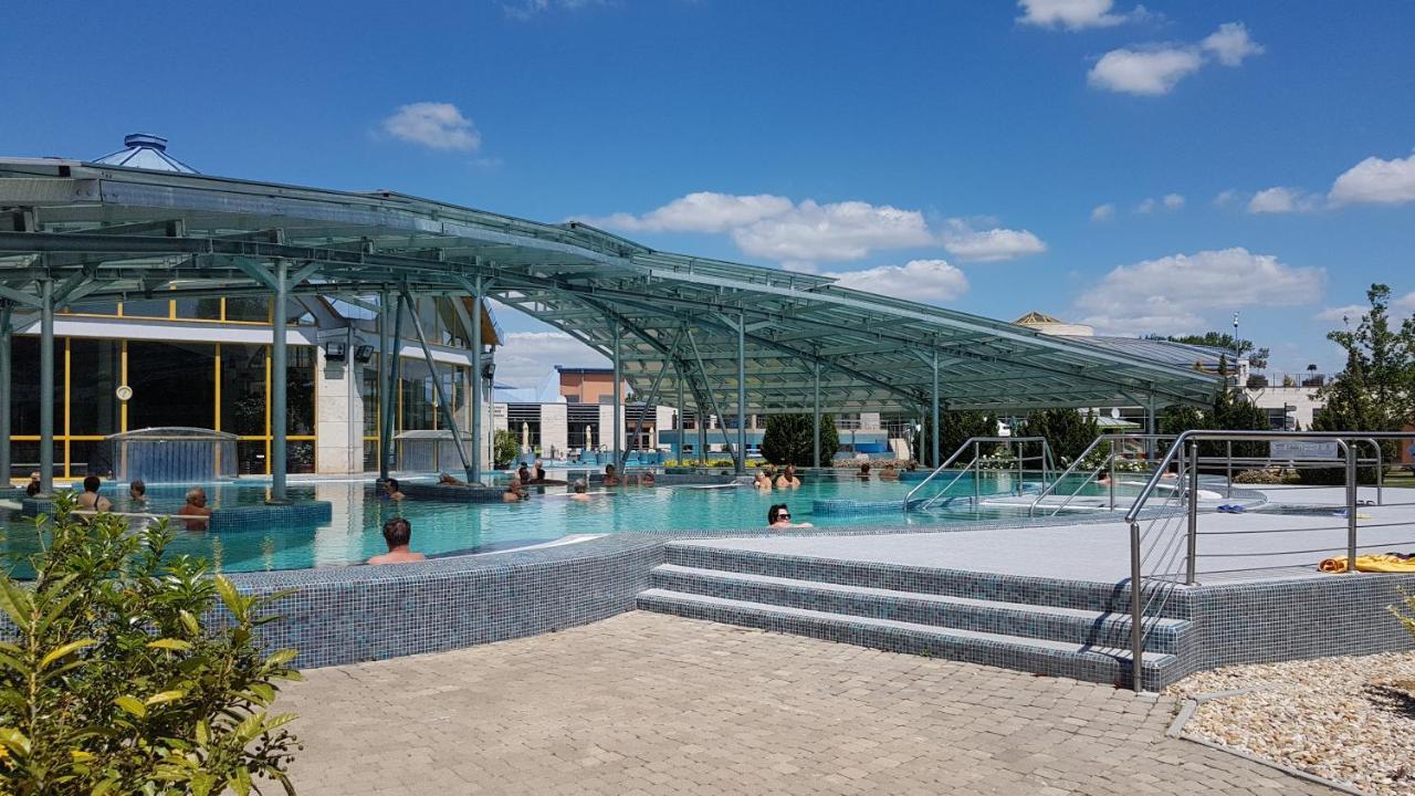 Zafir Sziget Apartman シャールヴァール エクステリア 写真