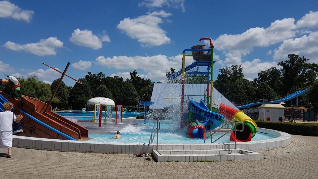 Zafir Sziget Apartman シャールヴァール エクステリア 写真