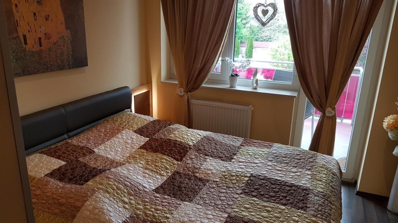 Zafir Sziget Apartman シャールヴァール エクステリア 写真