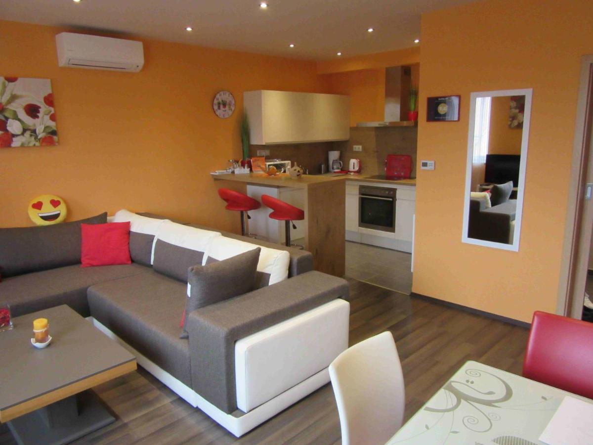 Zafir Sziget Apartman シャールヴァール エクステリア 写真